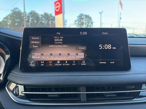 Used 2023 INFINITI QX60 Luxe w/ Vision Package image 30