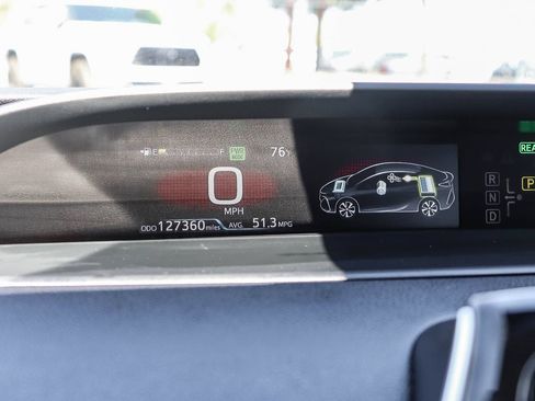 Used 2021 Toyota Prius Prime LE w/ Carpet Mat Package (TMS) FWD image 28
