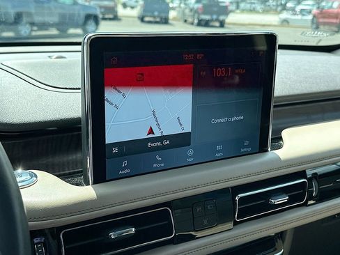 Used 2022 Lincoln Aviator Reserve RWD image 13
