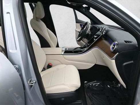 Certified 2026 Mercedes-Benz GLC 300 4MATIC image 28