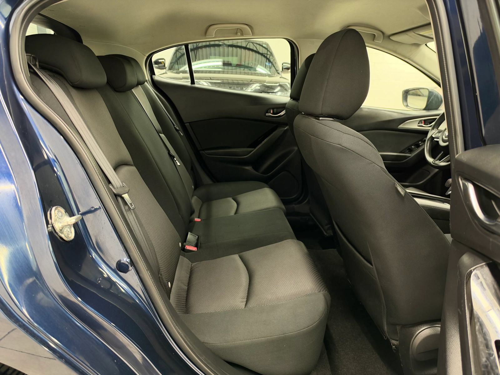 Used 2017 MAZDA MAZDA3 Sport FWD image 22