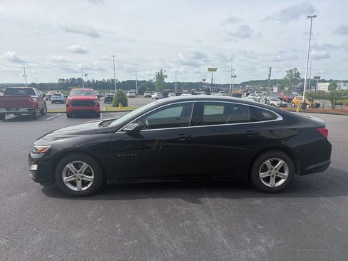 Used 2024 Chevrolet Malibu LS w/ LPO, Floor Liner Package image 2