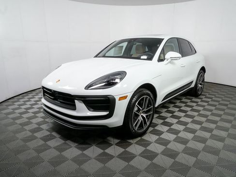 New 2026 Porsche Macan AWD image 1