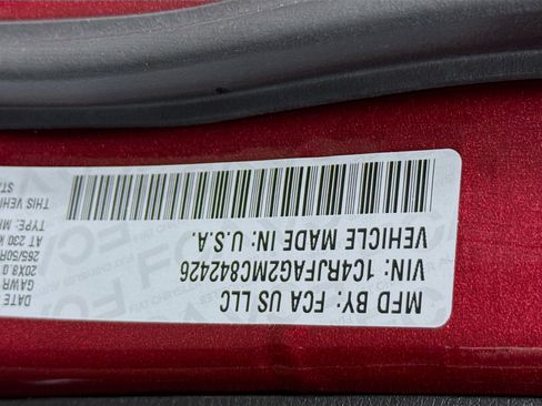 Used 2021 Jeep Grand Cherokee Laredo X image 37