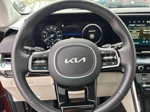 Used 2024 Kia Carnival SX Prestige FWD image 18