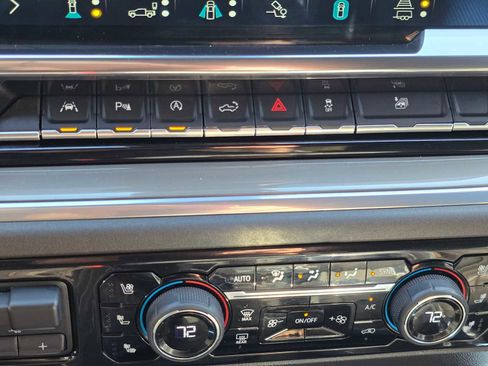 Used 2022 Chevrolet Silverado 1500 High Country w/ Max Trailering Package image 31