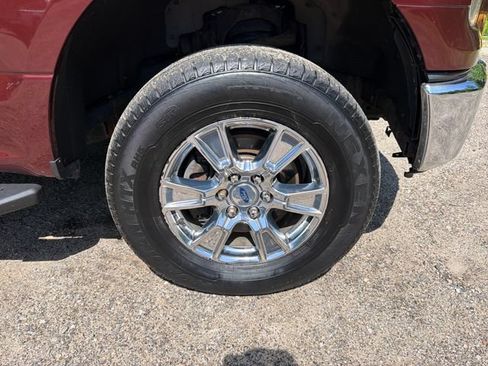 Used 2017 Ford F150 XLT w/ Equipment Group 302A Luxury AWD/4WD image 29
