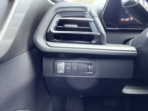 New 2026 Chevrolet Traverse LT w/ Midnight/Sport Edition image 35