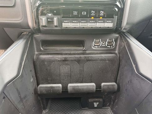 Used 2021 RAM 2500 Laramie image 21