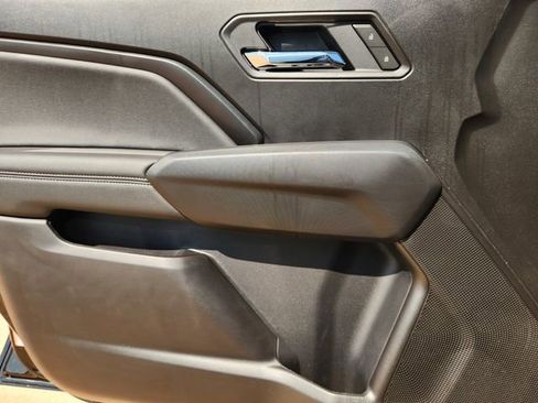 New 2026 Chevrolet Colorado LT w/ LT Convenience Package RWD image 17