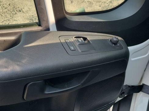 Used 2024 RAM ProMaster 3500 w/ Delivery Van Package FWD image 12