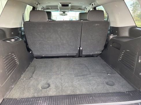 Used 2019 Chevrolet Tahoe LS w/ Skid Plate Package image 33