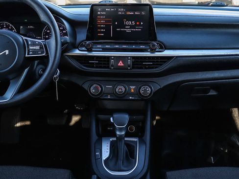 Used 2023 Kia Forte LXS w/ LXS Technology Package image 13