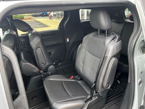 Used 2023 Toyota Sienna XSE w/ XSE Plus Package AWD/4WD image 13