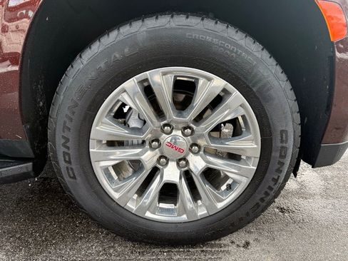 Used 2023 GMC Yukon Denali image 29