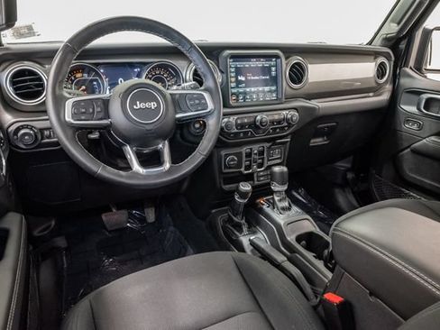 Certified 2022 Jeep Wrangler Unlimited Sahara w/ Cold Weather Group AWD/4WD image 7