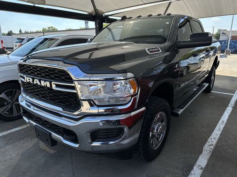 Used 2022 RAM 2500 Tradesman image 1
