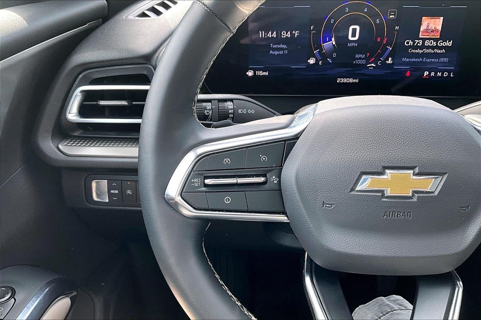 Used 2026 Chevrolet Traverse LT w/ Driver Confidence Package FWD image 19