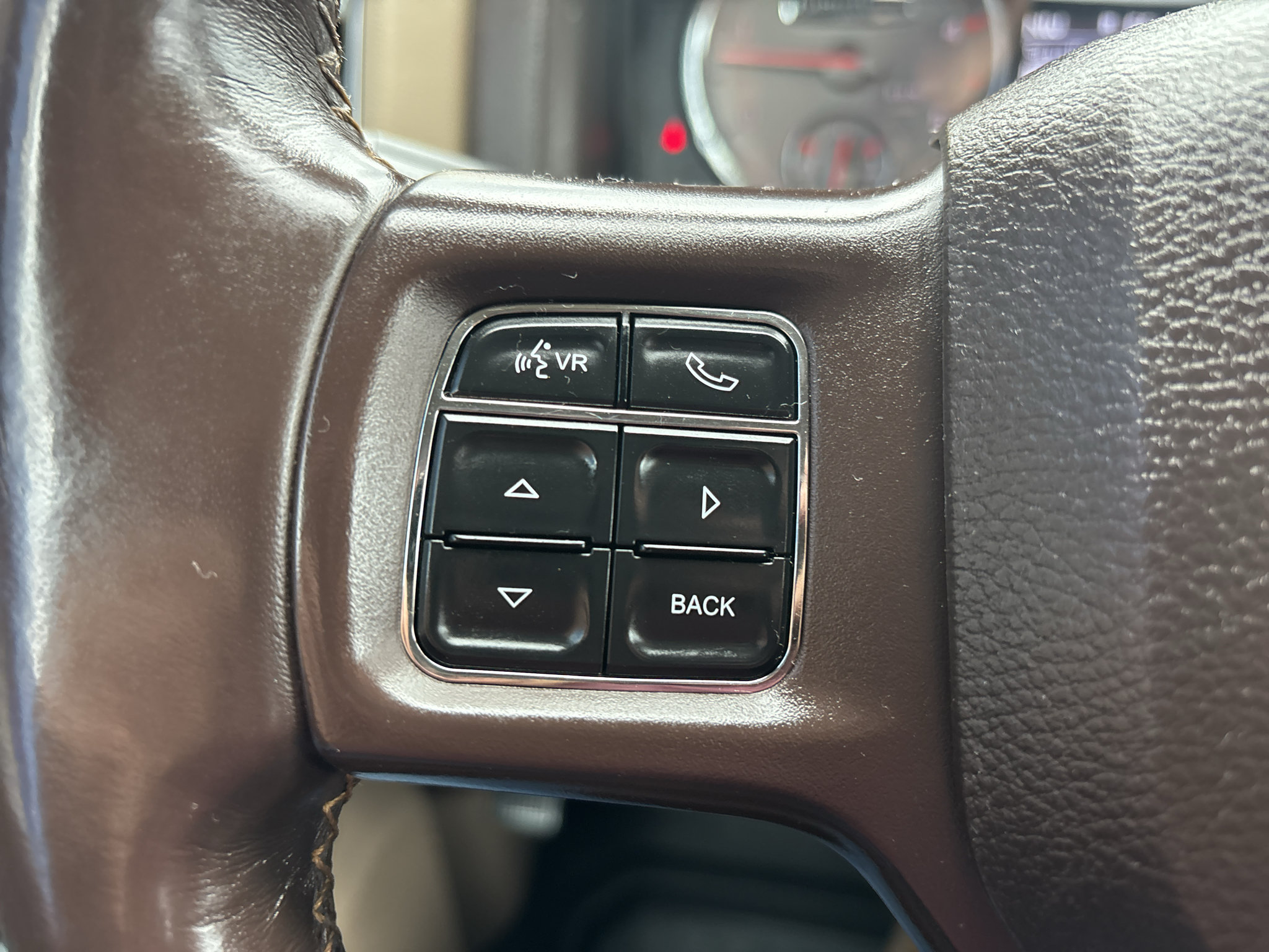 Used 2012 RAM 2500 Longhorn w/ Cold Weather Group AWD/4WD image 15