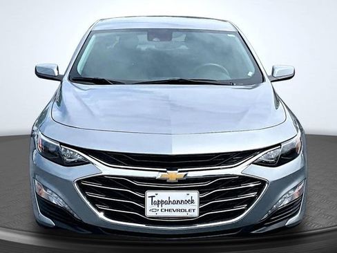 Used 2024 Chevrolet Malibu LT FWD image 2