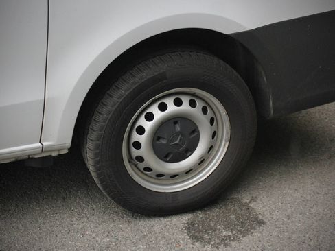 Used 2022 Mercedes-Benz Metris image 15