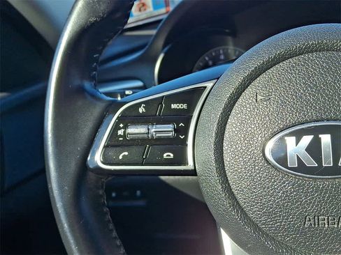 Used 2020 Kia Optima S image 17