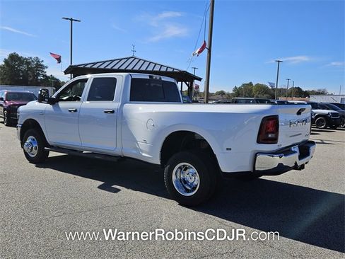 New 2026 RAM 3500 Tradesman image 9