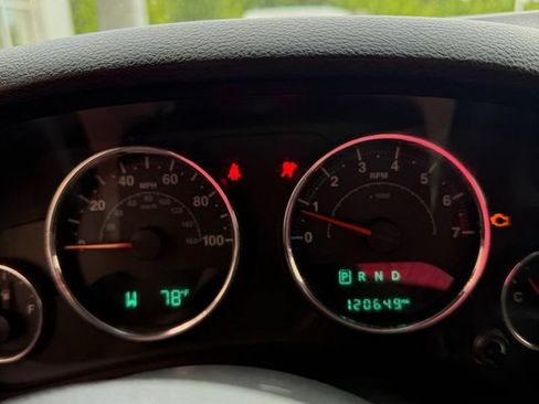 Used 2016 Jeep Wrangler Unlimited Sport AWD/4WD image 18