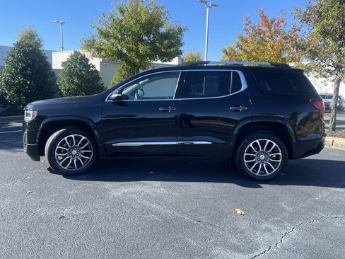 Used 2022 GMC Acadia Denali w/ Denali Ultimate Package image 6