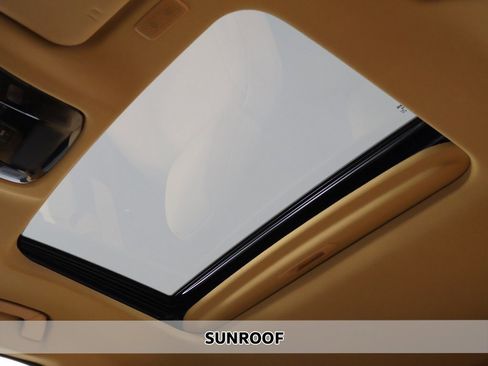 Used 2022 Lexus NX 250 FWD w/ Premium Package image 3