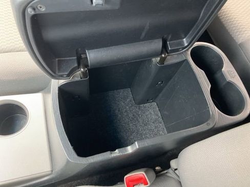 Used 2014 Toyota Tacoma 4x4 Double Cab w/ SR5 Package image 26