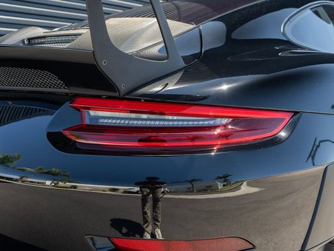 Used 2018 Porsche 911 GT2 RS RWD image 14