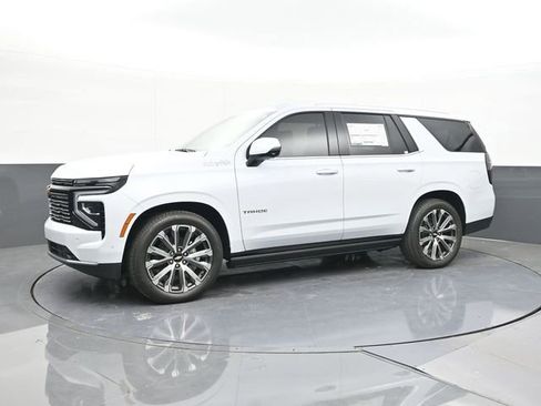 New 2026 Chevrolet Tahoe High Country AWD/4WD image 6