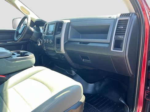 Used 2016 RAM 1500 Express AWD/4WD image 25