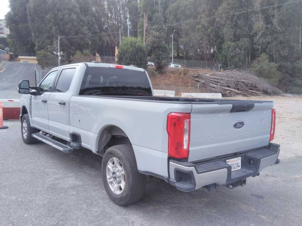 Used 2025 Ford F250 XLT AWD/4WD image 2