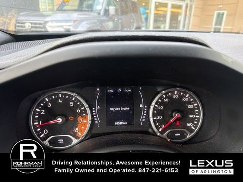 Used 2018 Jeep Renegade Latitude image 9