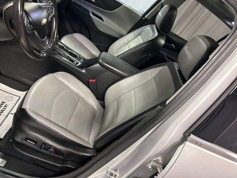 Used 2021 Chevrolet Equinox Premier image 12