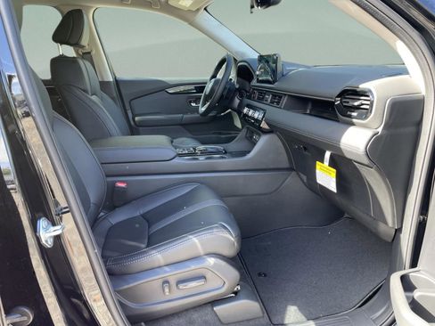 New 2025 Honda Pilot EX-L image 19