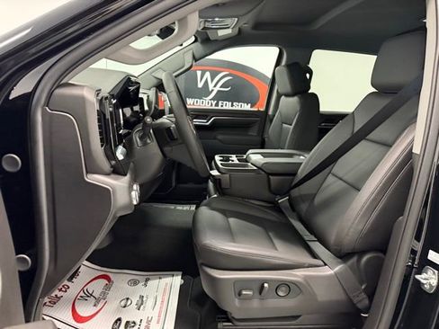 New 2026 GMC Sierra 1500 SLT w/ X31 Off-Road Package image 11