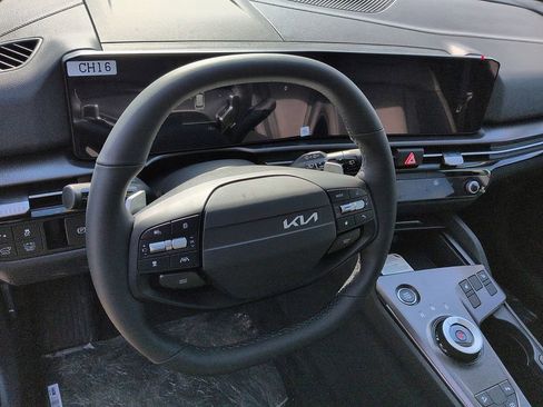 New 2026 Kia Sportage EX image 9