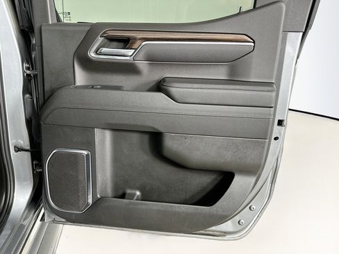 Used 2023 Chevrolet Silverado 1500 LT image 29