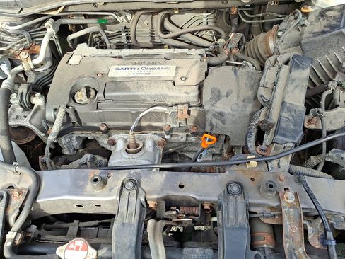 Used 2015 Honda CR-V LX image 29