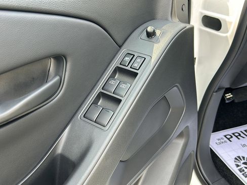 New 2026 Nissan Frontier SV w/ Tow Package image 16