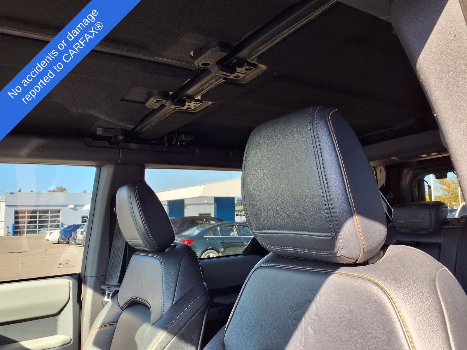 Used 2023 Ford Bronco Badlands w/ Sasquatch Package AWD/4WD image 18