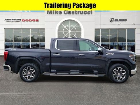 Used 2024 GMC Sierra 1500 SLT image 3