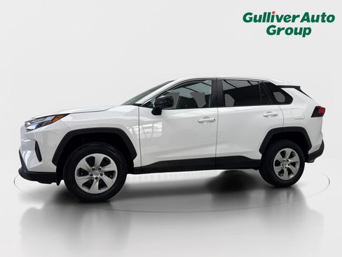 Used 2023 Toyota RAV4 LE FWD image 2