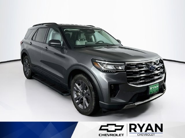Used 2026 Ford Explorer Active w/ Active Comfort Package AWD/4WD image 1