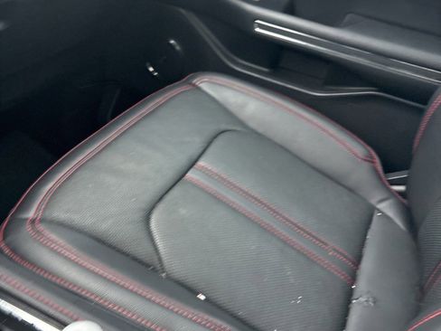 Used 2023 Ford Expedition Limited image 13