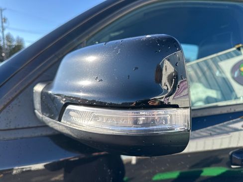 Used 2020 RAM 1500 Laramie w/ Sport Appearance Package image 10