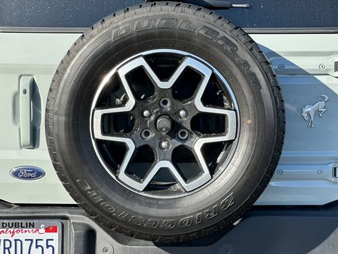 Used 2023 Ford Bronco Outer Banks image 50